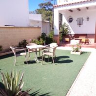 CHALET EN LAS PALMERITAS