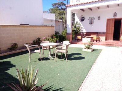 CHALET EN LAS PALMERITAS